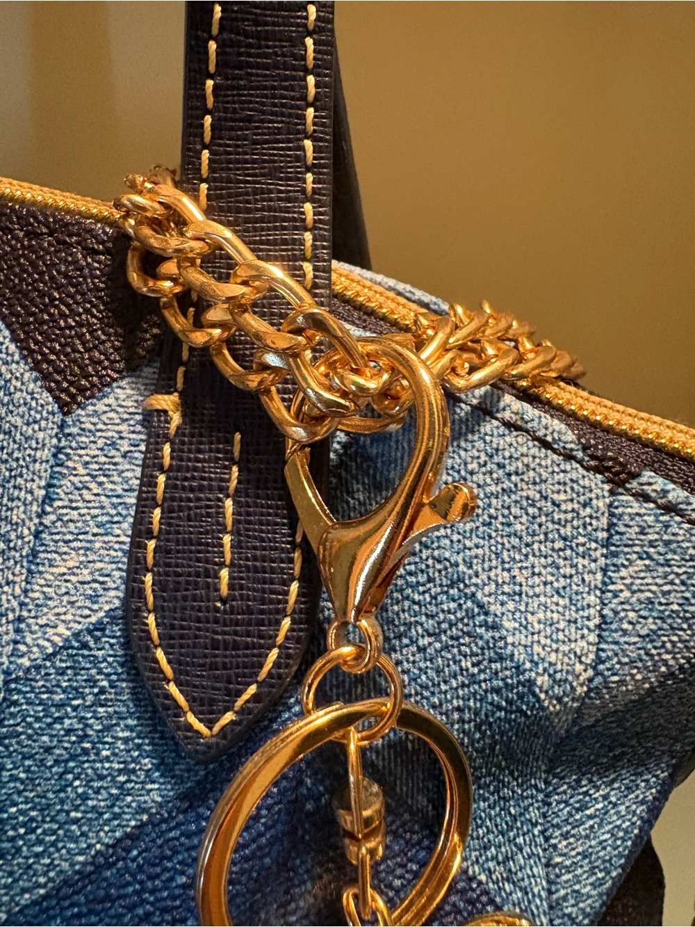 Gold Bow Crystal Keychain Bag Charm - Black Crystals - Picture 2 of 3